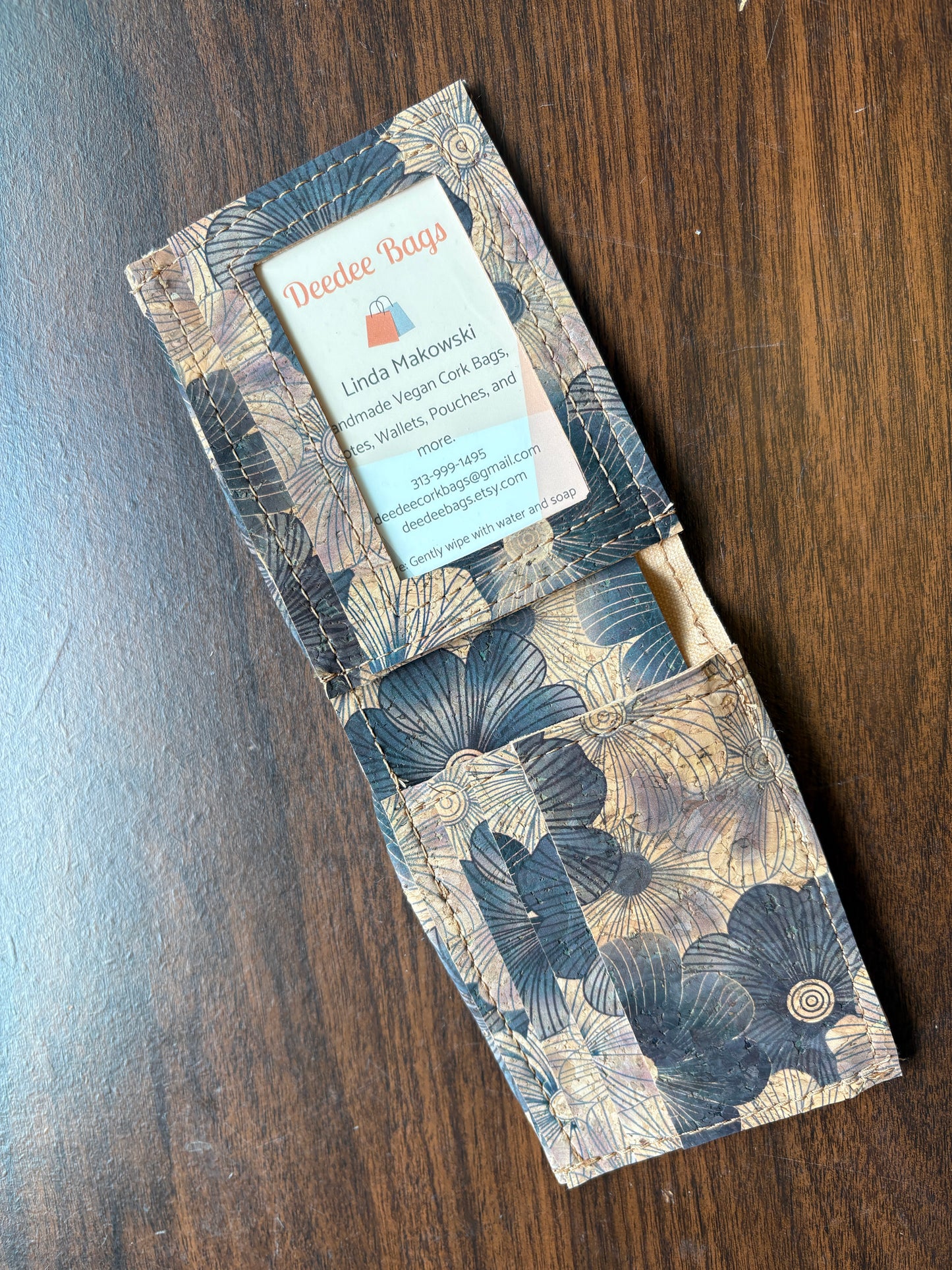 Bi-Fold Cork Wallet - Vegan - Handmade - ID Window